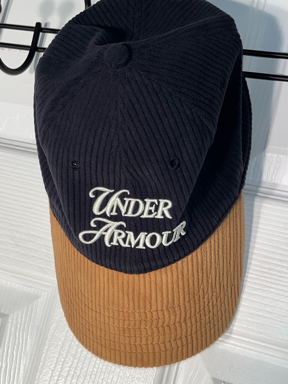 Under Armour Sportstyle Unisex Corduroy Cap Embroidered Adjustable